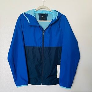 NWT All In Motion Blue Water Resistant Hooded Windbreaker Size XL 16